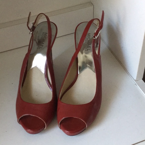 Michael Kors red patent leather wedges - Picture 1 of 3